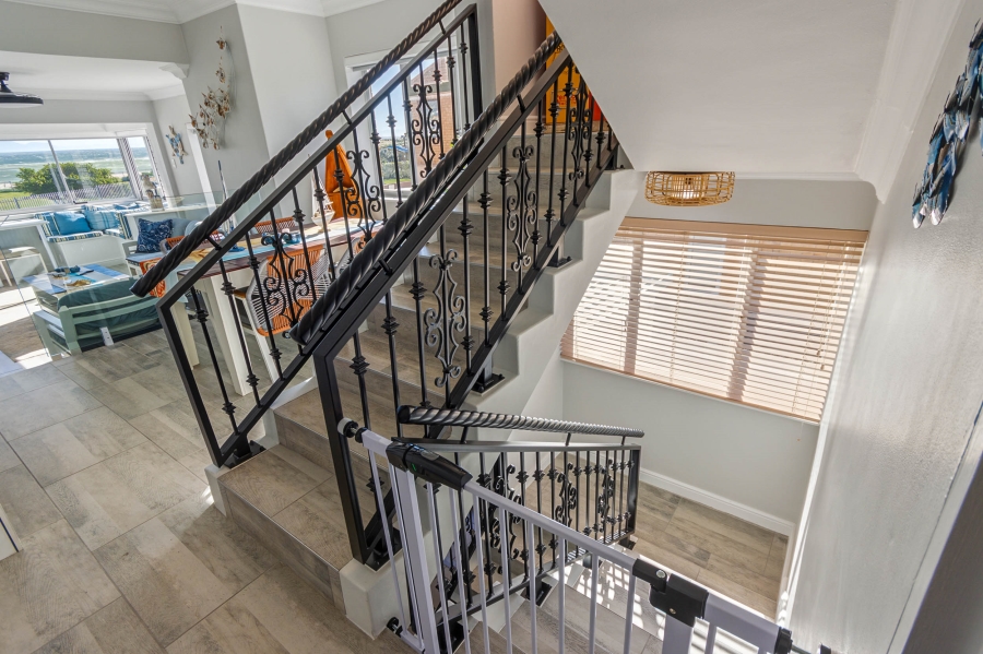 4 Bedroom Property for Sale in Gordons Bay Village Western Cape